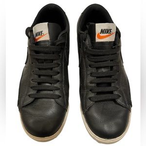 NIKE sneakers - Size 8